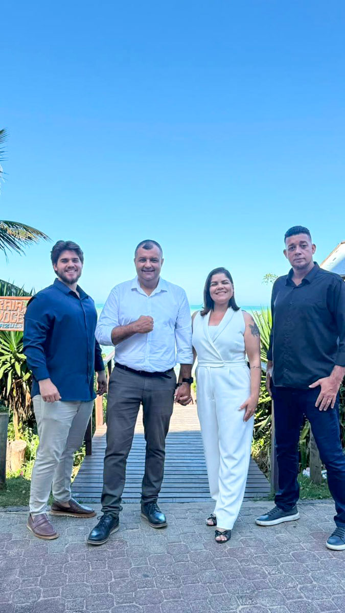 Casal Corretor agora é Alfa Imóveis 1 Alfa Imoveis 3