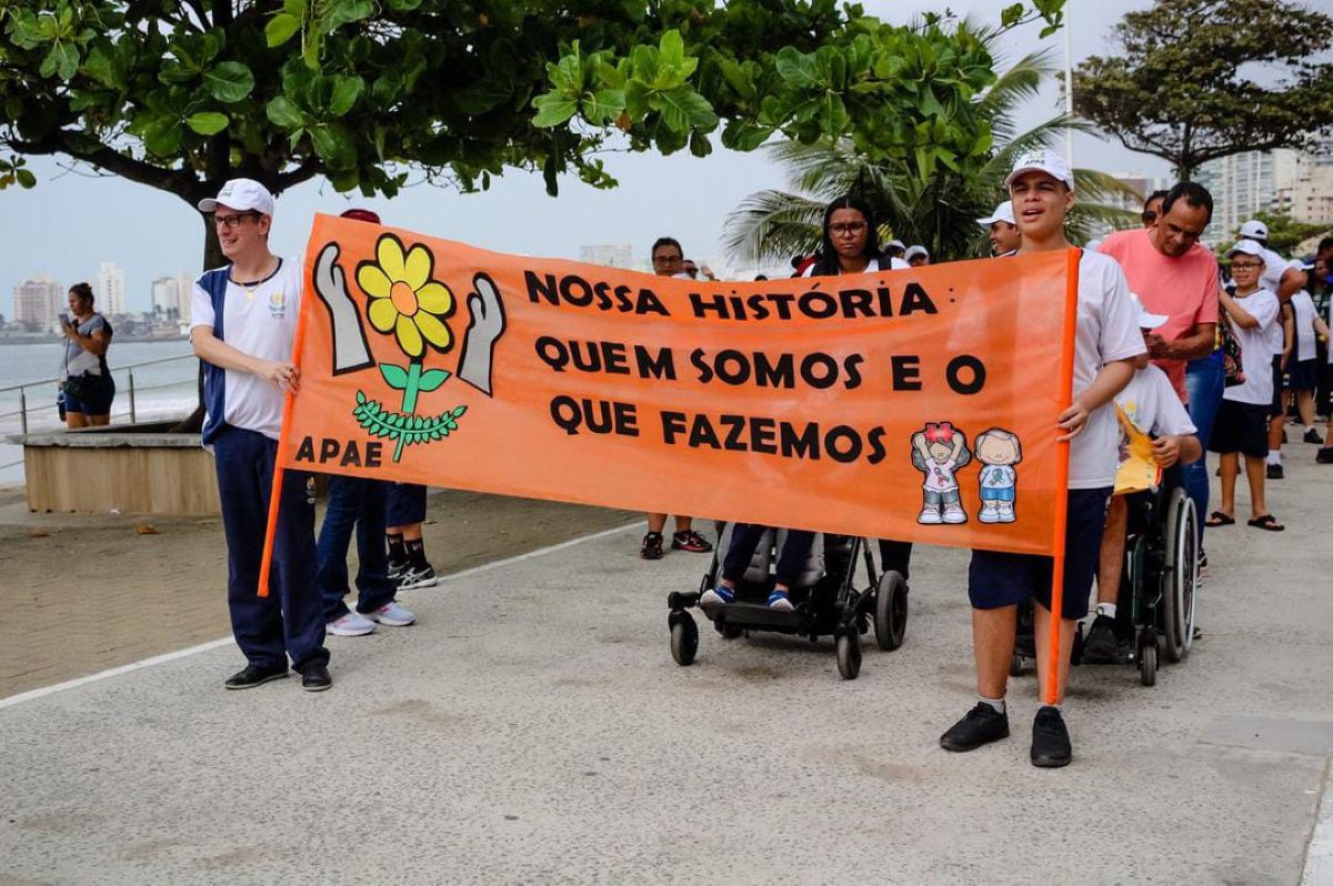 Apae Guarapari promove caminhada durante Semana Nacional da Pessoa com Deficiência 2 caminhada apae 2