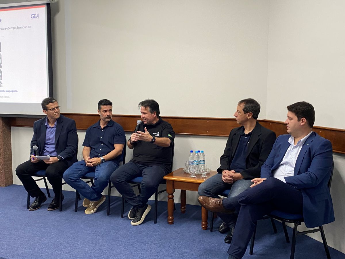 Encontro empresarial em Guarapari coloca infraestrutura e desenvolvimento em debate 4 IMG 7713
