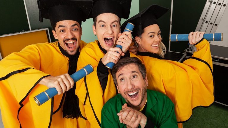 Peça teatral sobre juventude e educação financeira chega a Guarapari com sessão gratuita