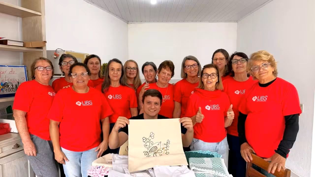 Alfredo Chaves: artesanato que se transforma em solidariedade 3 Voluntarias de Mathilde