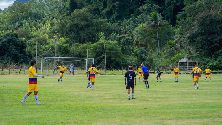 Final do Campeonato Rural de Guarapari recebe craques do futebol brasileiro