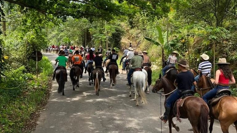 Tradição de cavaleiros: Guarapari terá encontro de tropeiros na Festa da Cidade