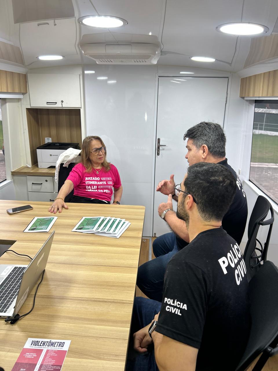 Ação Outubro Rosa oferece serviços de saúde, assistência e beleza em Guarapari 7 acao outubro rosa 1
