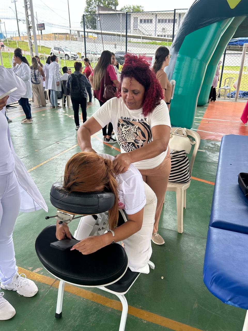 Ação Outubro Rosa oferece serviços de saúde, assistência e beleza em Guarapari 5 acao outubro rosa 4