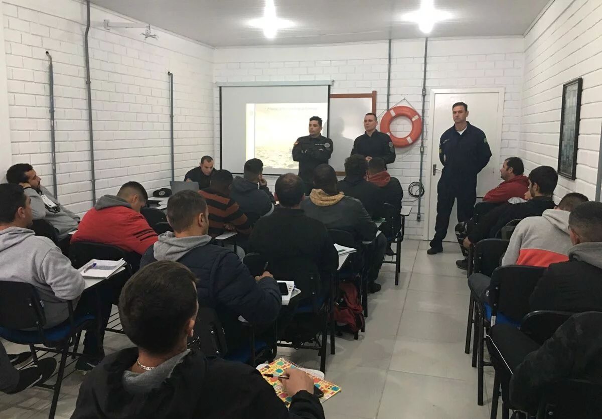 Oportunidade! Guarapari abre vagas para curso de aquaviários 1 marinha