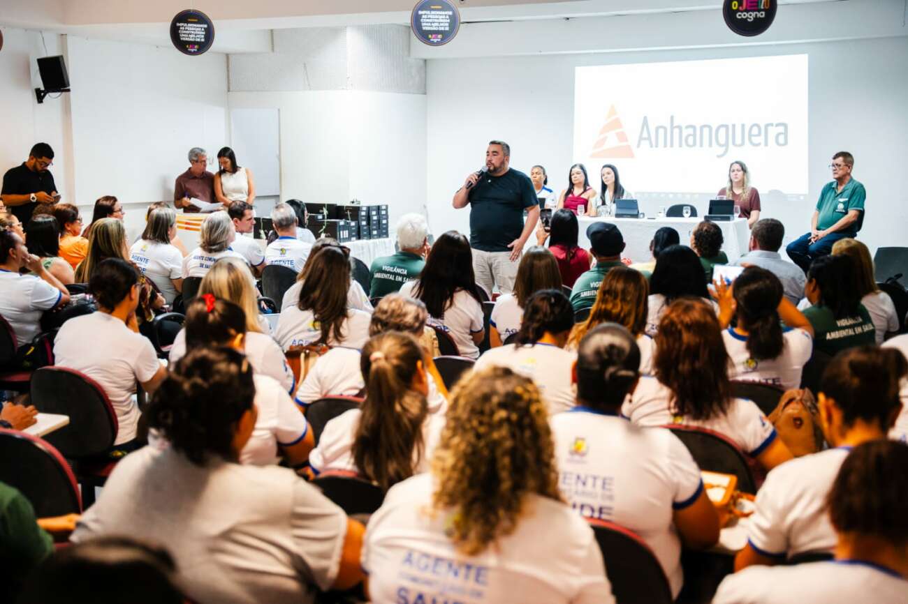Guarapari entrega tablets para agentes de Saúde e de Endemias 4 tablesta agentes de saude e endemias PMG 4