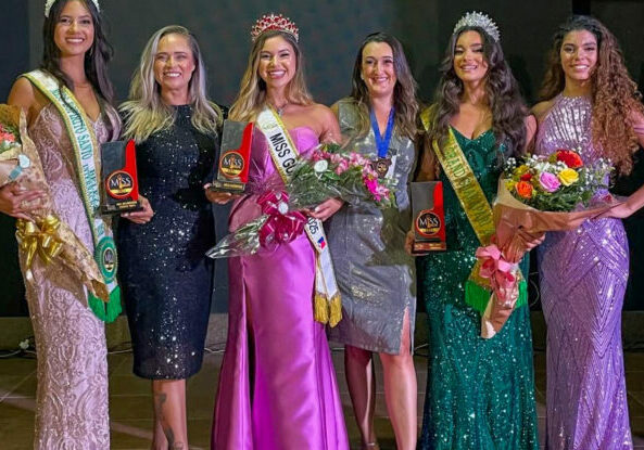 4 - Kezia, Márcia, Ana Luisa, Lary, Gabriele e Dafni