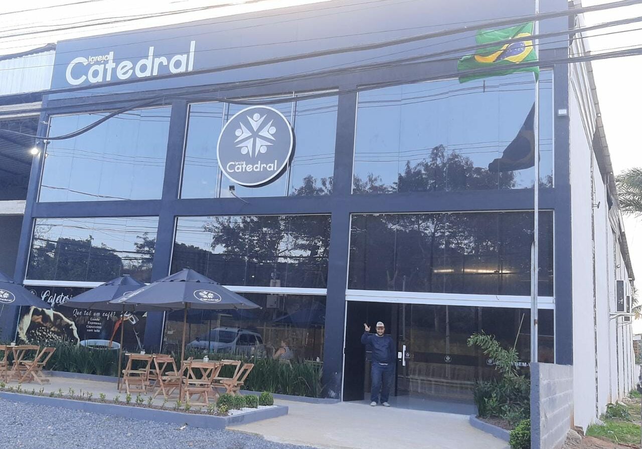 Igreja catedral ação