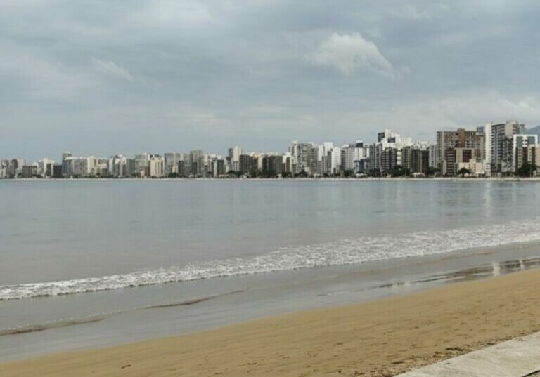 Praia-do-morro-out-24-nuvem1200
