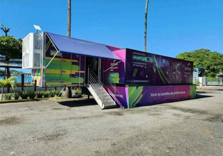 Unidade Móvel Smart Lab