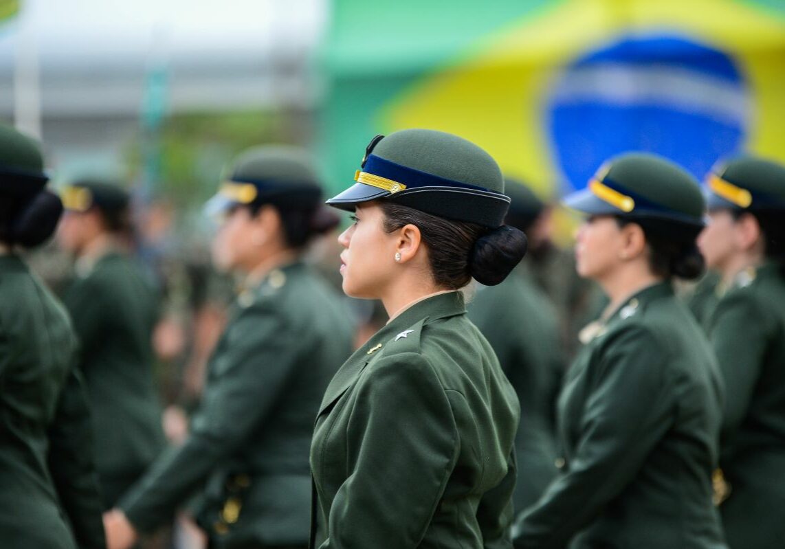 alistamento militar feminino