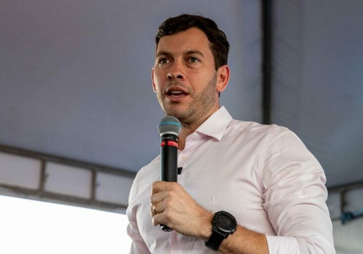 arnaldinho-borgo-assumiu-o-segundo-mandato-na-prefeitura-de-vila-velha-no-inicio-de-2025-2577775-article