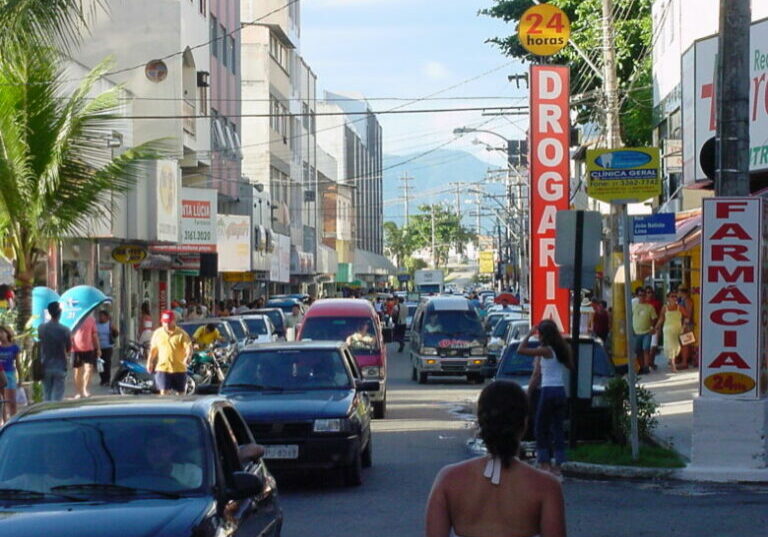 comercio-av_roberto-calmon