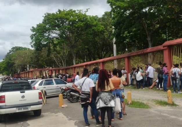 mutirao-guarapari-fila022021-11-05