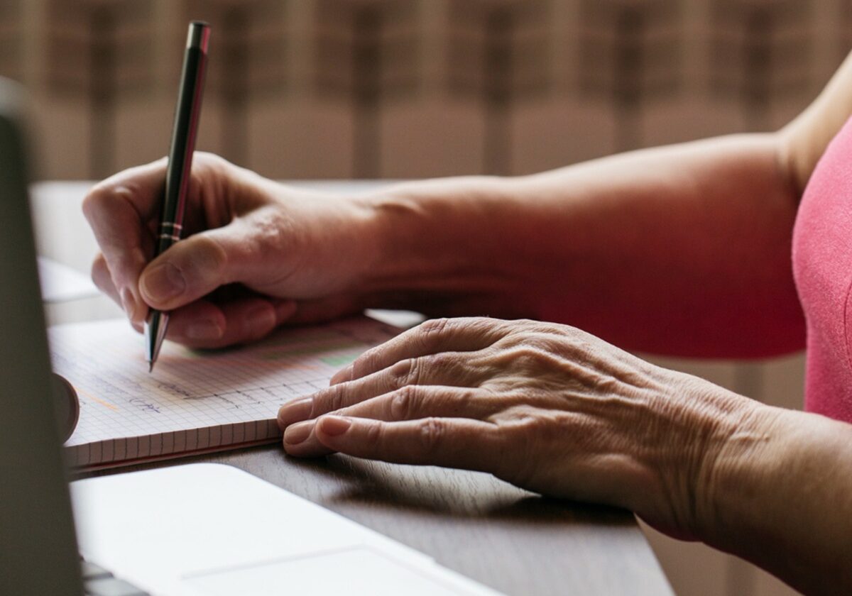 processo seletivo simplificado - freepik