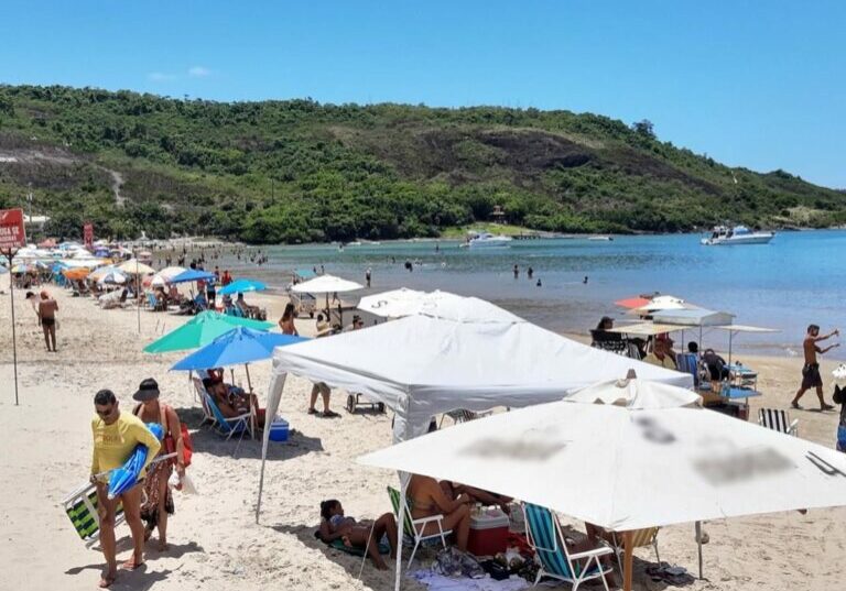 tendas nas praias divulgação PMG